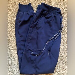 MedCouture Touch Women’s Navy Blue Cargo Joggers Scrub Pants Small Tall